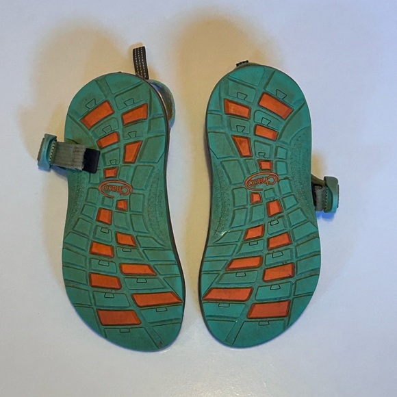 Chaco Sandals with Teal and Coral Straps kids size 2. G - Picture 3 of 6